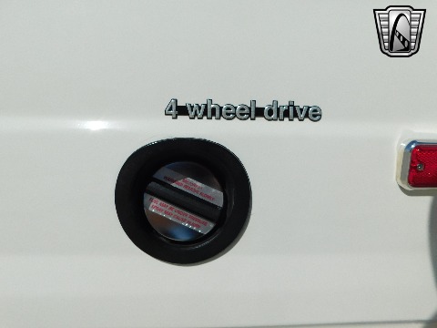 1985 Jeep Grand Wagoneer image 57