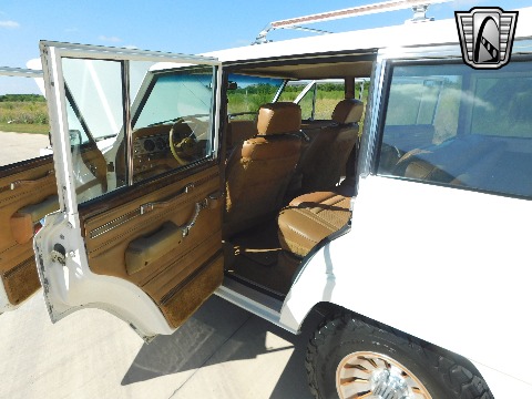 1985 Jeep Grand Wagoneer image 84