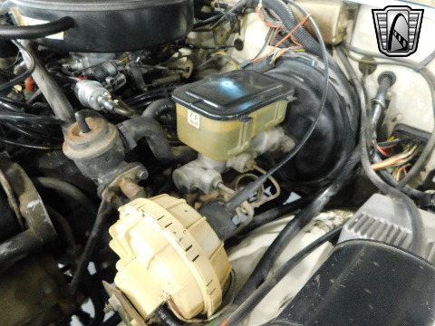 1985 Jeep Grand Wagoneer image 114