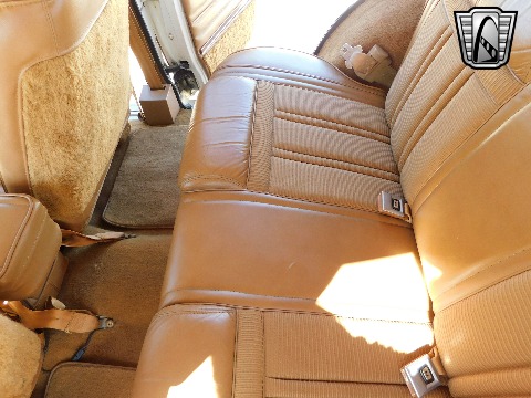 1985 Jeep Grand Wagoneer image 89