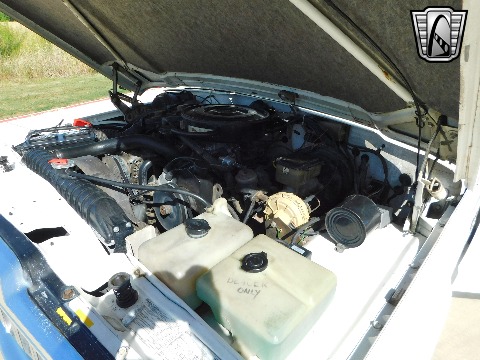 1985 Jeep Grand Wagoneer image 69