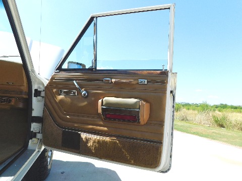 1985 Jeep Grand Wagoneer image 101