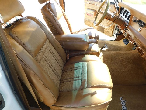 1985 Jeep Grand Wagoneer image 104