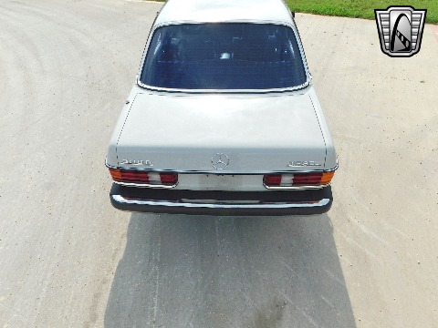 1978 Mercedes-Benz 300D image 36