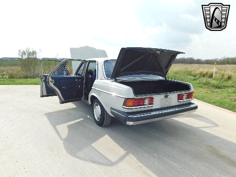 1978 Mercedes-Benz 300D image 63