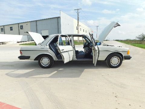 1978 Mercedes-Benz 300D image 66