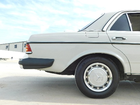 1978 Mercedes-Benz 300D image 41