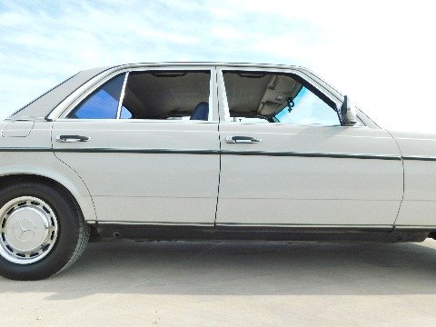 1978 Mercedes-Benz 300D image 44