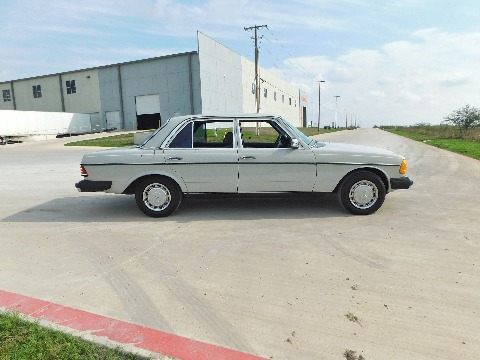 1978 Mercedes-Benz 300D image 19