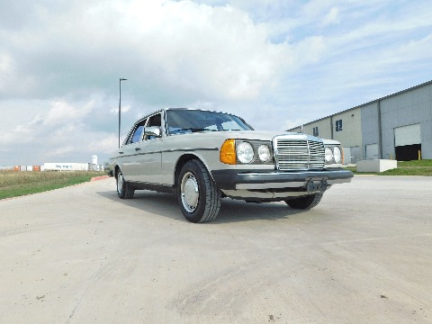 1978 Mercedes-Benz 300D image 23