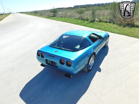 1994 Chevrolet Corvette image 14