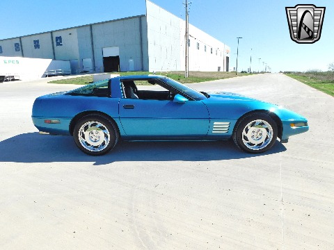 1994 Chevrolet Corvette image 18