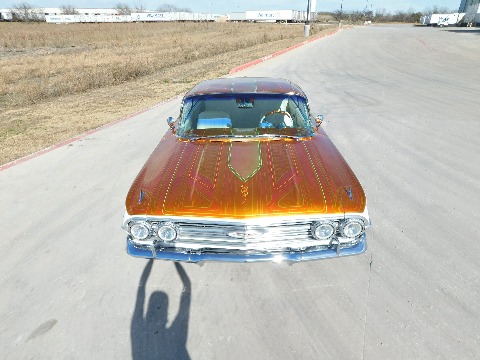 1960 Chevrolet Impala image 24