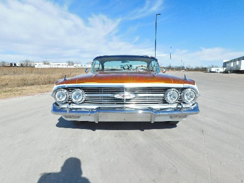 1960 Chevrolet Impala image 25