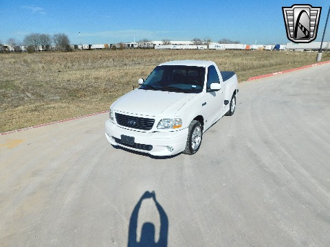 2002 Ford F150 image 3