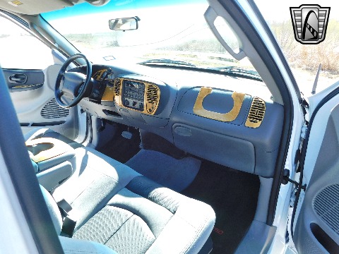 2002 Ford F150 image 110