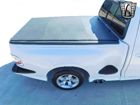 2002 Ford F150 image 39