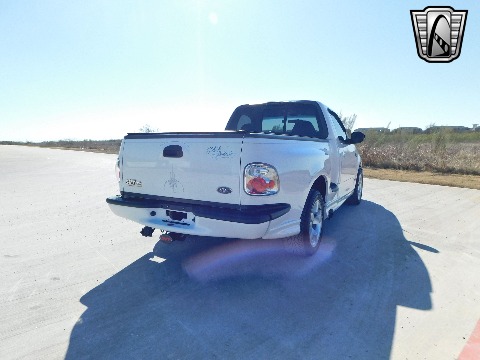 2002 Ford F150 image 16