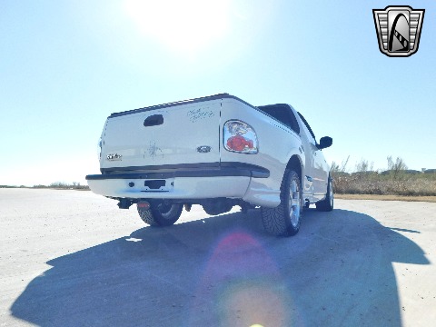 2002 Ford F150 image 17