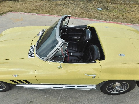 1966 Chevrolet Corvette image 30