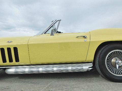 1966 Chevrolet Corvette image 32