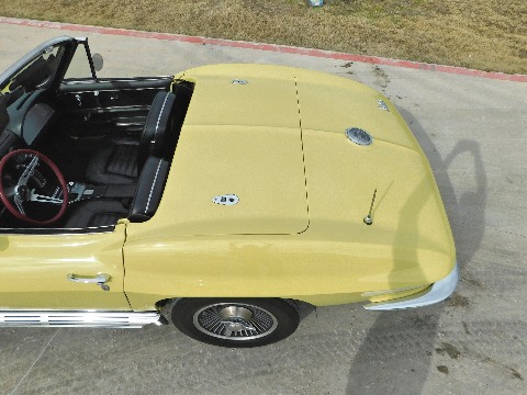 1966 Chevrolet Corvette image 33