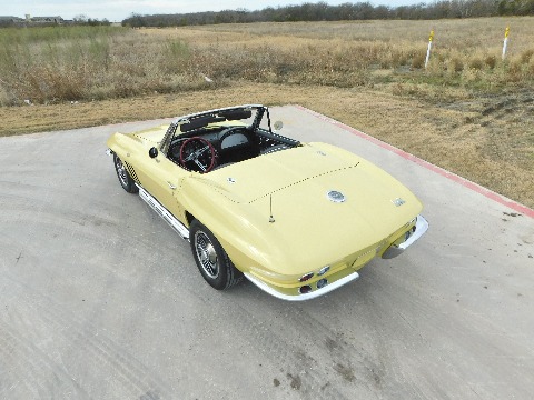 1966 Chevrolet Corvette image 9