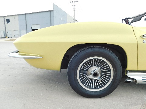 1966 Chevrolet Corvette image 40