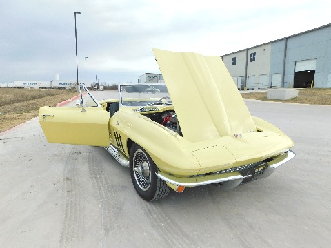 1966 Chevrolet Corvette image 70