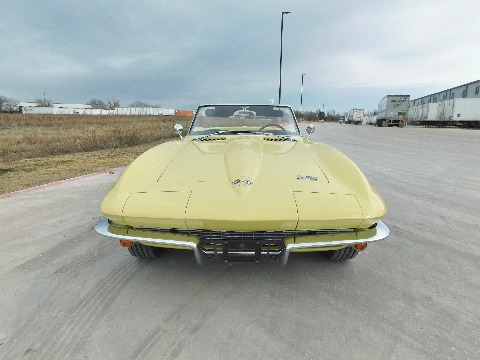 1966 Chevrolet Corvette image 25