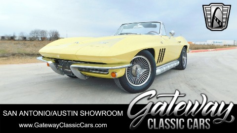 1966 Chevrolet Corvette image 1