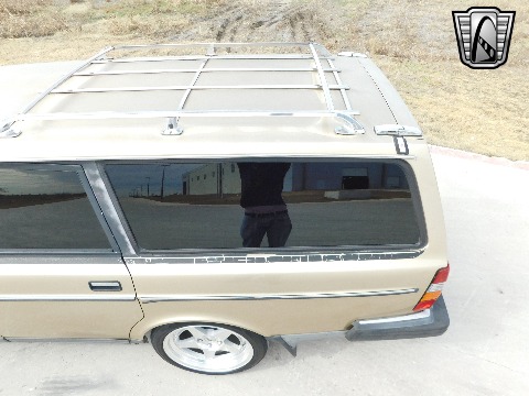 1989 Volvo 240 Wagon image 33