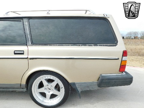 1989 Volvo 240 Wagon image 34