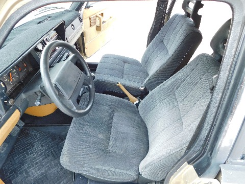 1989 Volvo 240 Wagon image 95
