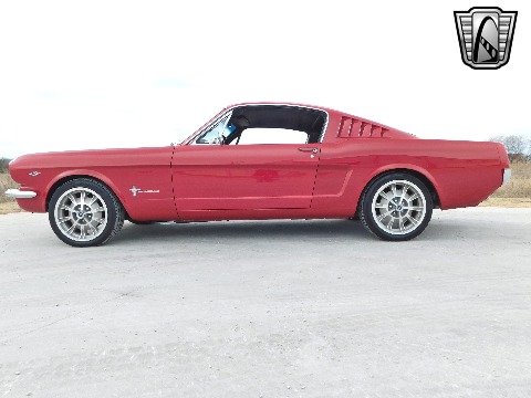 1966 Ford Mustang image 8