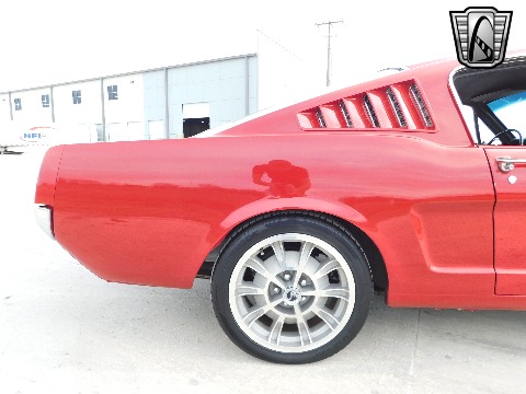 1966 Ford Mustang image 40