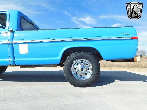 1970 Ford F250 image 34