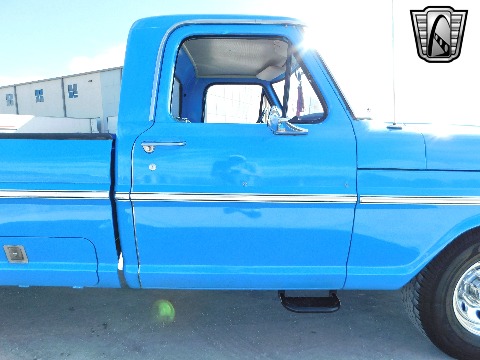 1970 Ford F250 image 42