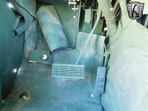 2002 AM General M1123 image 107