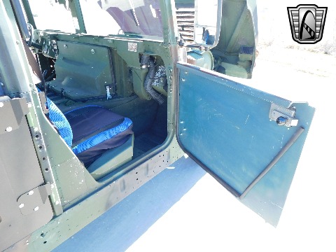 2002 AM General M1123 image 134