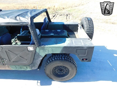 2002 AM General M1123 image 33