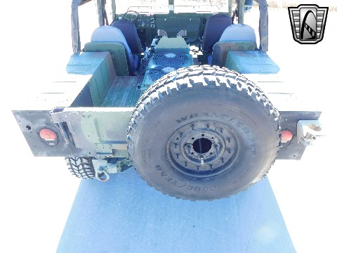 2002 AM General M1123 image 36