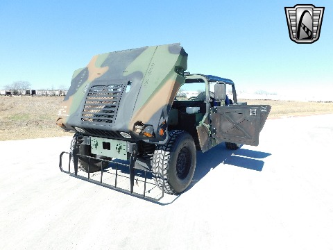 2002 AM General M1123 image 62