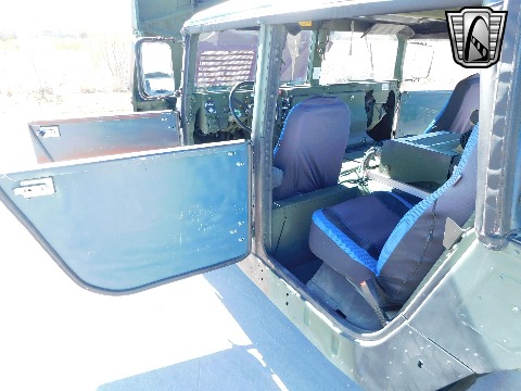 2002 AM General M1123 image 117