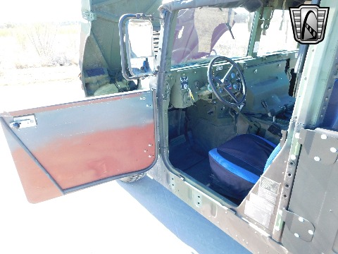 2002 AM General M1123 image 101