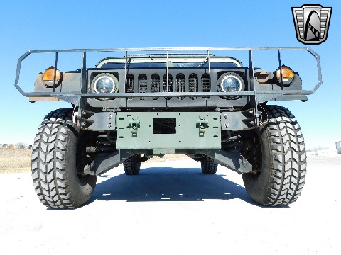 2002 AM General M1123 image 50