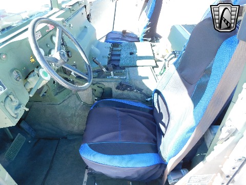 2002 AM General M1123 image 103