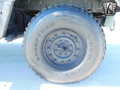 2002 AM General M1123 image 52