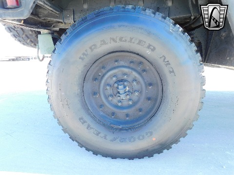 2002 AM General M1123 image 54