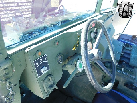 2002 AM General M1123 image 106